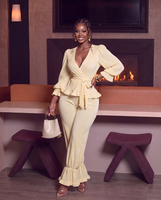 VOGUE BUTTER TWO-PIECE SET