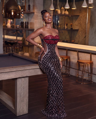 ELNESE CRYSTAL LIPS GOWN