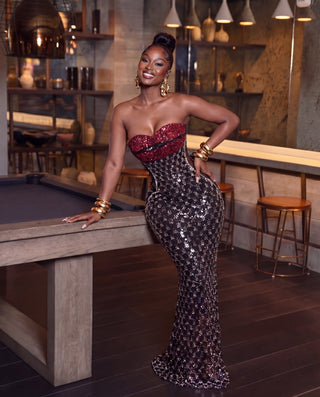 ELNESE CRYSTAL LIPS GOWN