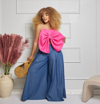Oversized cross neck bow top
