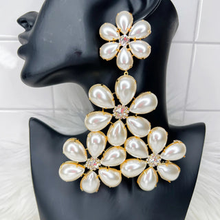 Pearl statement ( clip ons )