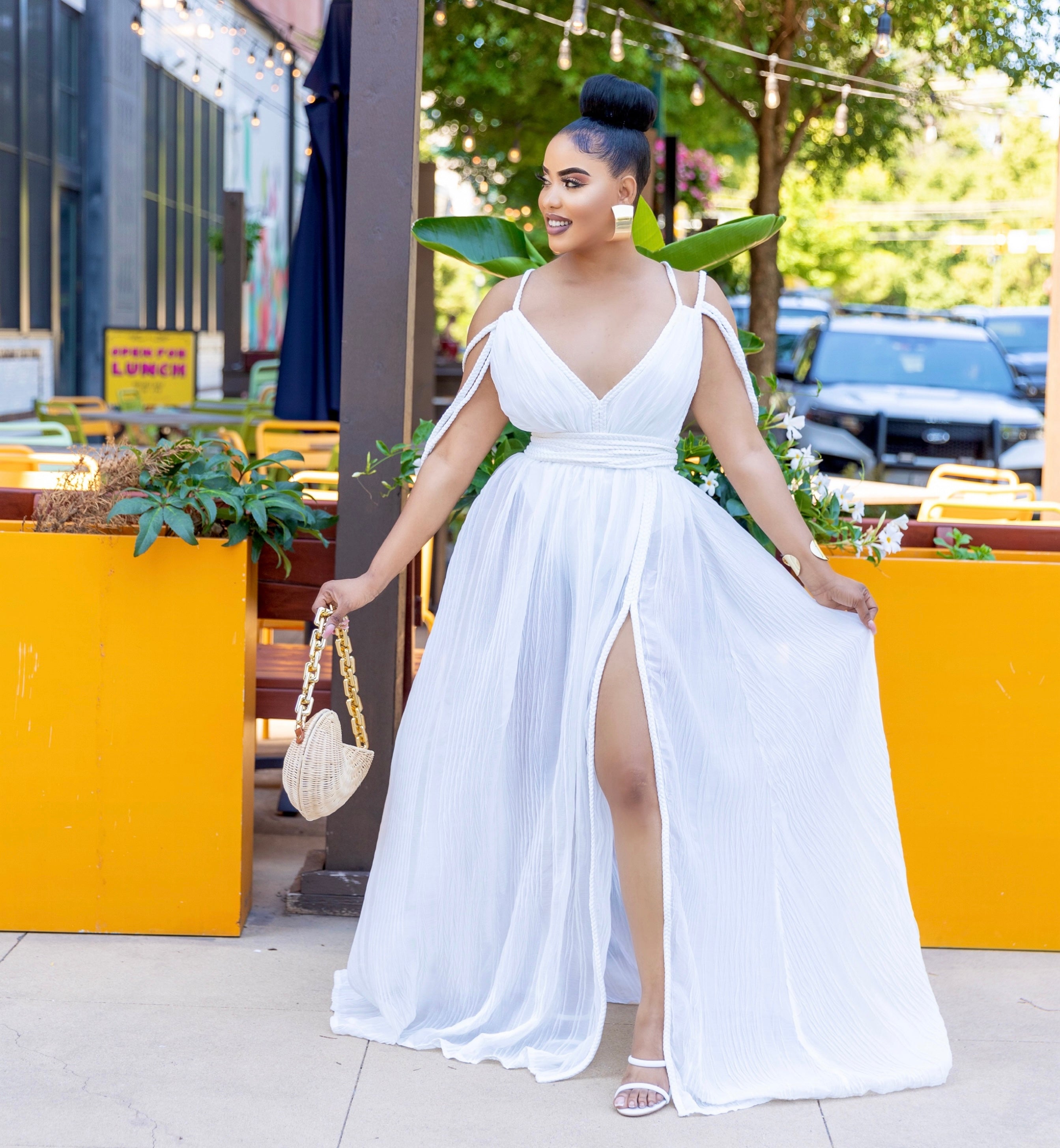 white goddess maxi dress White Goddess maxi dress Small