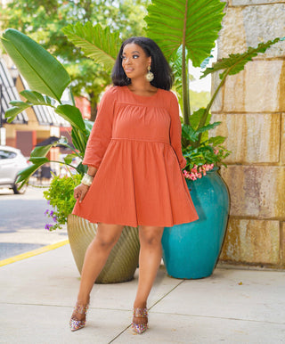 RUST TIERED MINI DRESS