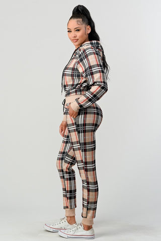 She’s from the Block 2 piece set